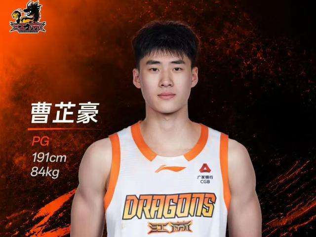 詹姆斯18分加盟首败！76人无缘21分逆转活塞 坎宁安26+8+8