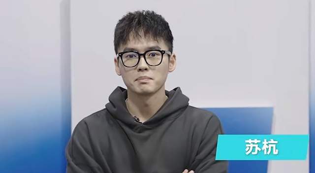 麦迪声援拉塞尔：CBA很不错，我当年在那里打得很开心