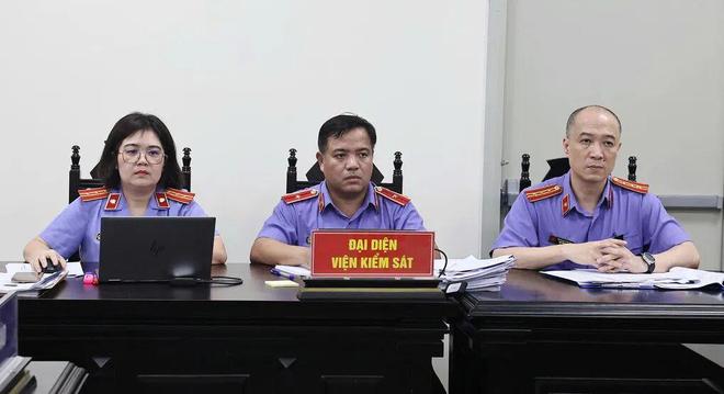 黄蜂险胜奇才：米勒39分生涯新高迎500三分里程碑 浓眉29+10
