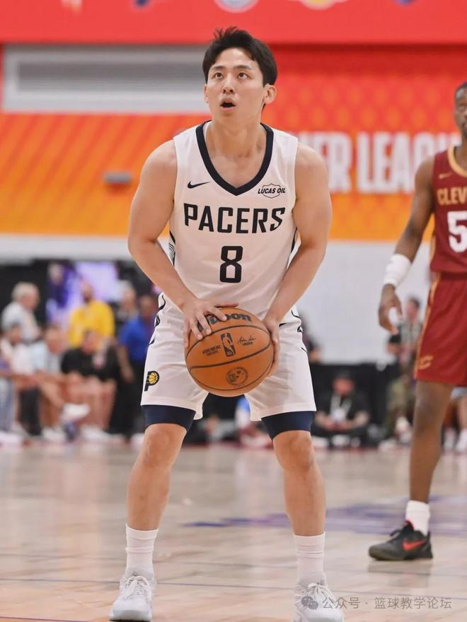 杨瀚森正式抵达赌城：结束世预赛火速归队 11日迎开拓者夏联首战