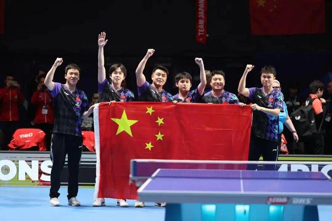 近400名北京球迷齐聚中影国际影城观赛