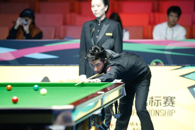 武磊在年维泗寿宴上讲话：要把年老、徐导的精神传承给下一代