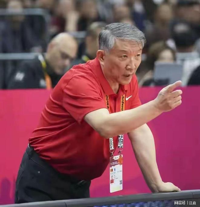 马德兴：亚国联不影响2030世预赛，但国足需要全力为2032亚洲杯厮杀
