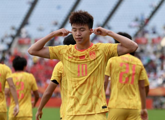 曝CBA三顶薪合同！郭昊文获3年顶薪，林庭谦待确定，付豪继续顶薪