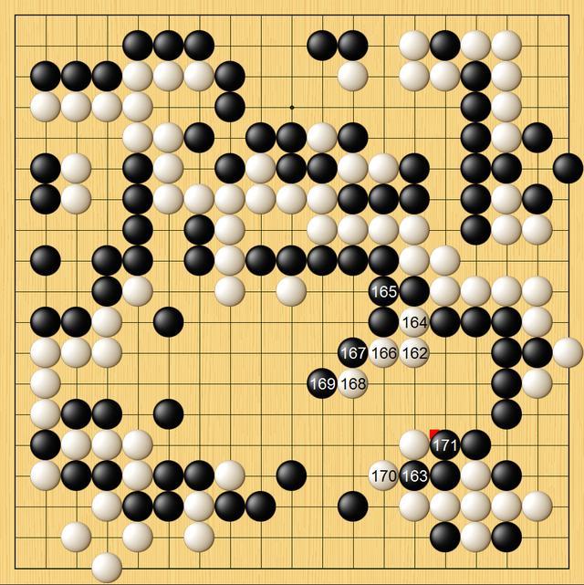 亚马尔在法国度假仍不忘坚持训练，女友晒动态感叹