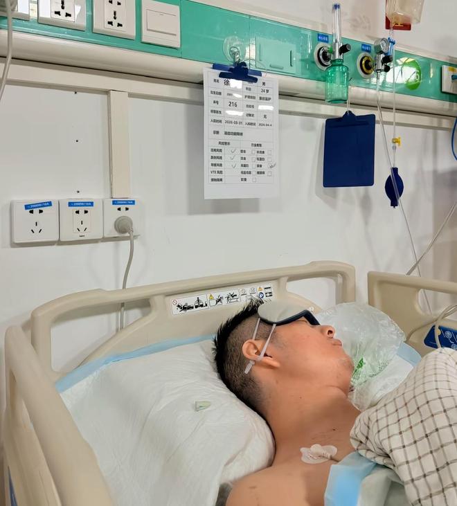 事情闹大了！伊朗全域开火，美军仓皇溃败，特朗普换将无力翻盘？